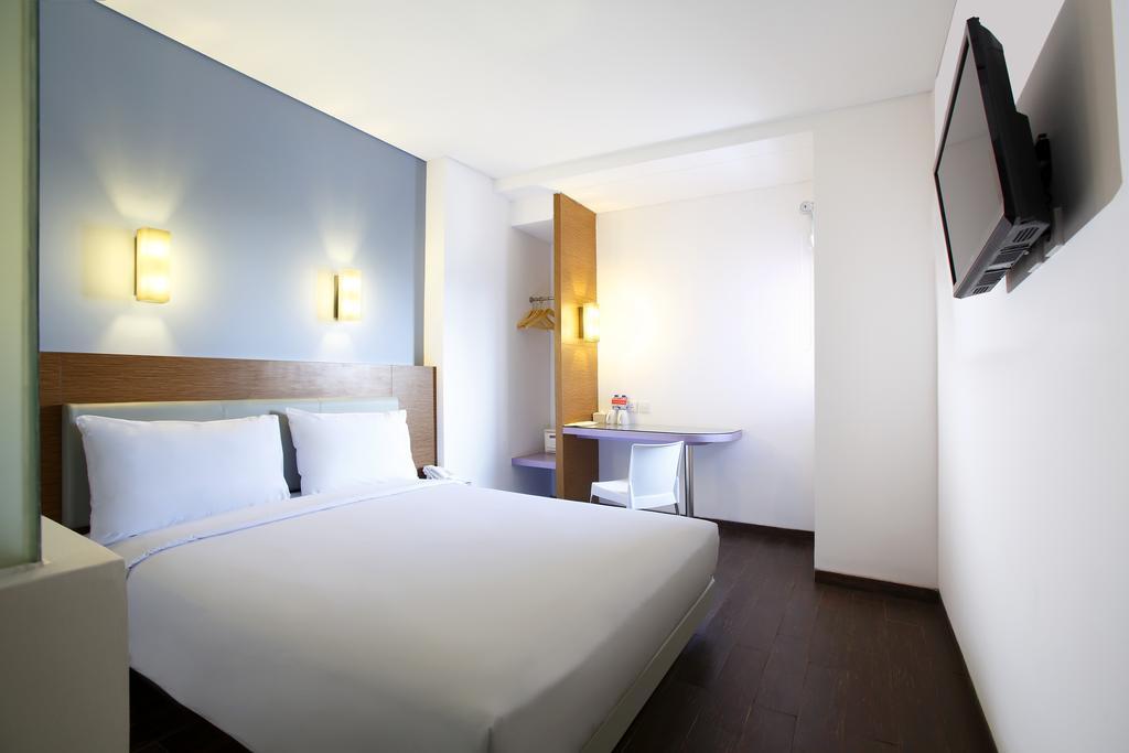 Amaris Hotel Pasar Baru Jakarta Zimmer foto